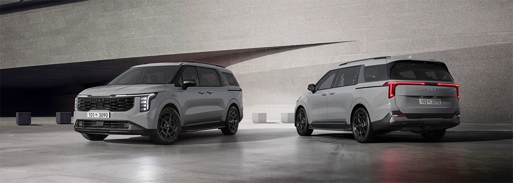  A Kia Carnival 2025 tem novo design, mais futurista, mas ainda falamos da quarta geração da perua