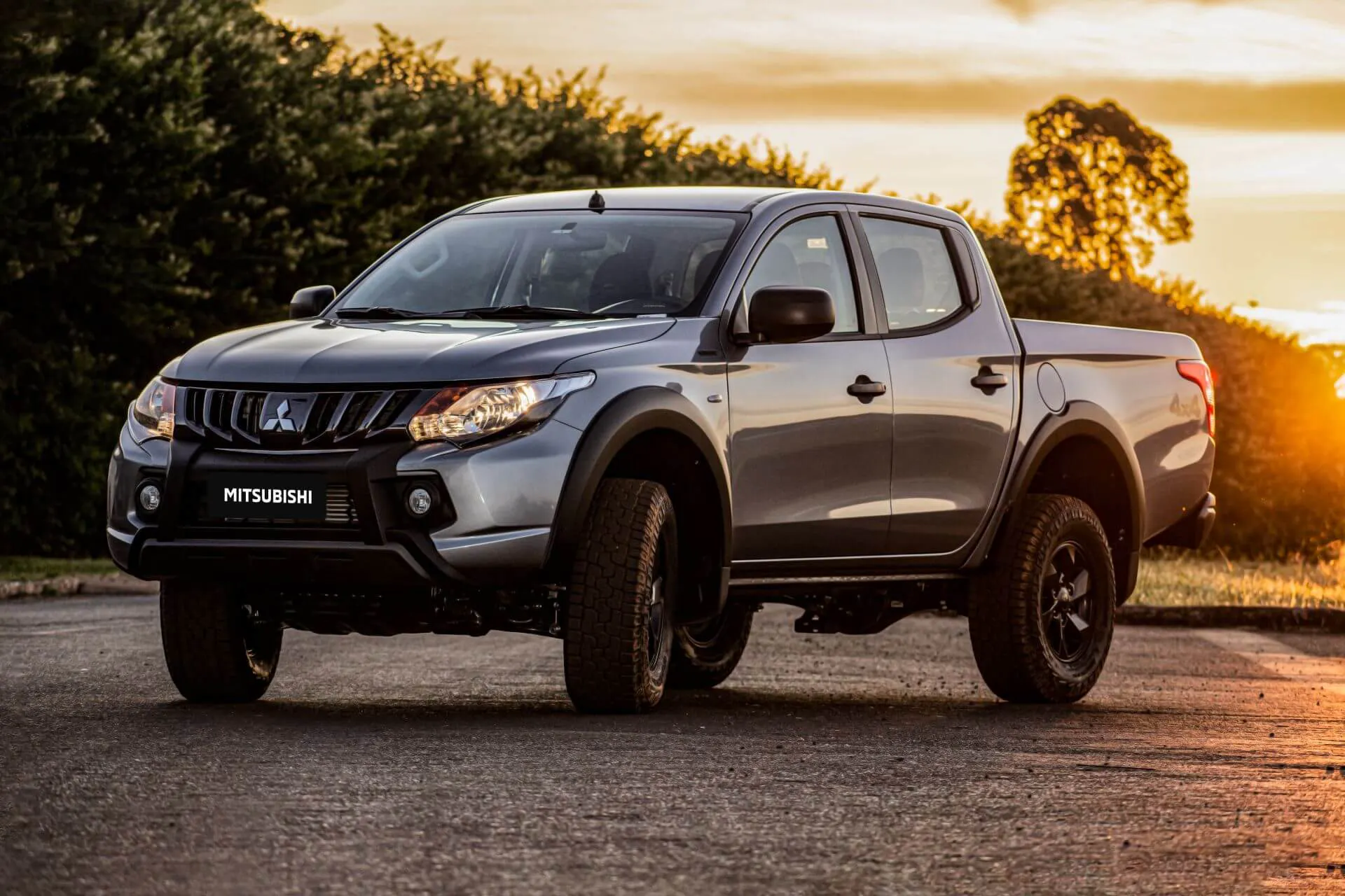 Mitsubishi L200 Triton Outdoor F1