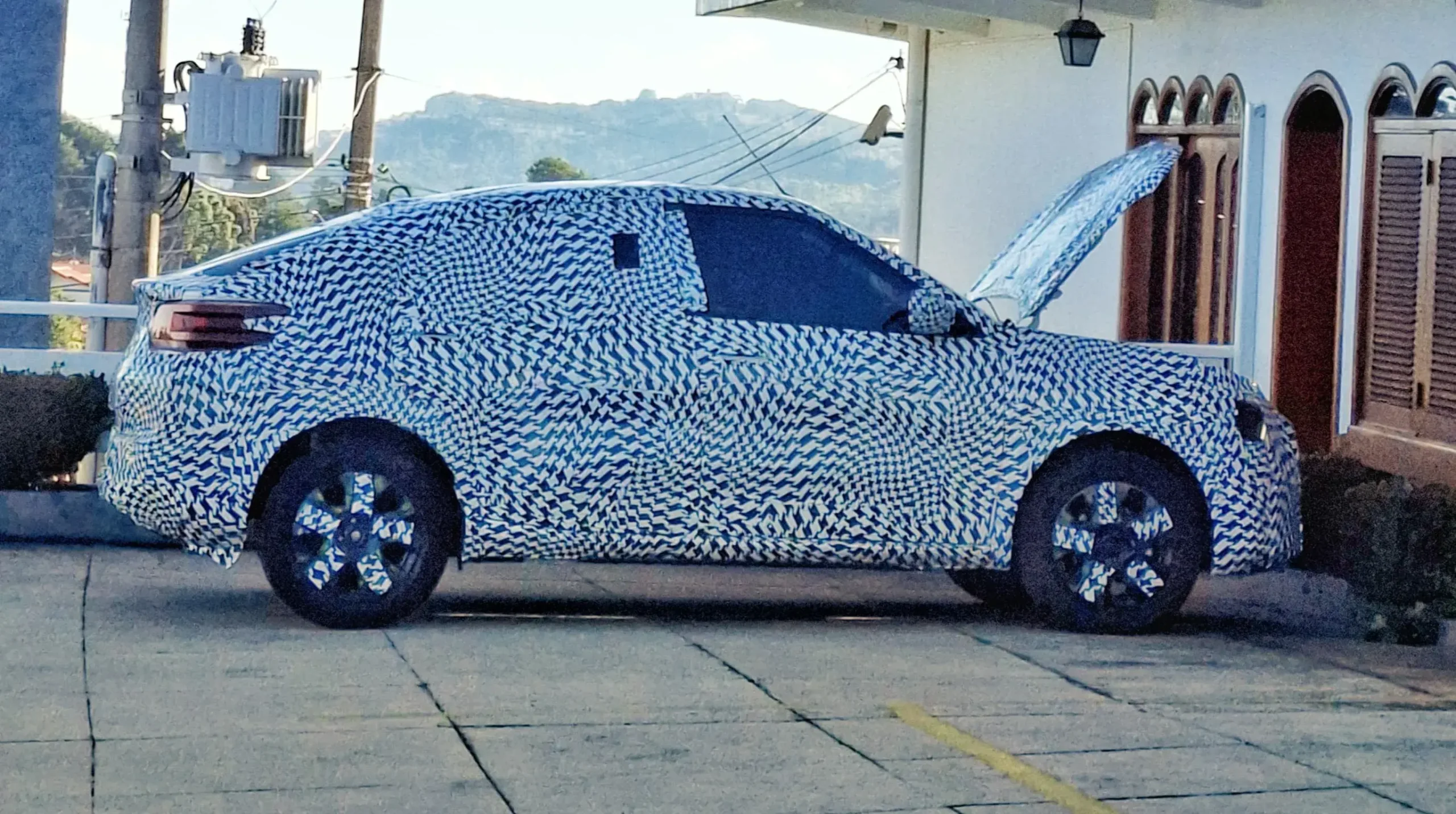  O Citroën Basalt será lançado ainda este ano no Brasil