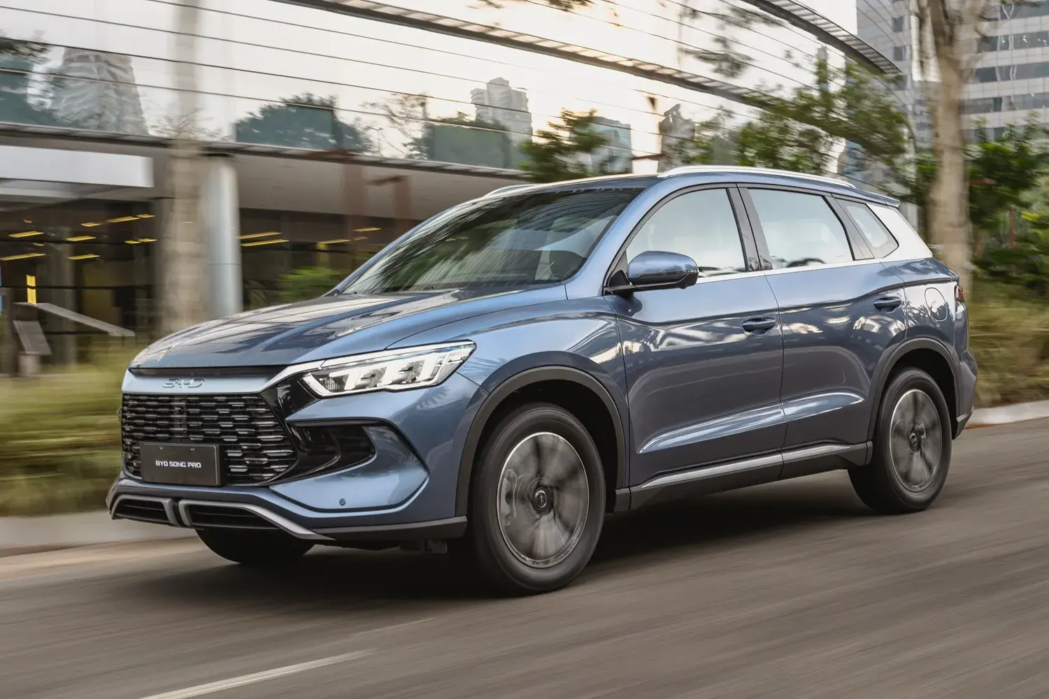 BYD Song Pro é a versão da "família" Song mais vendida atualmente no Brasil