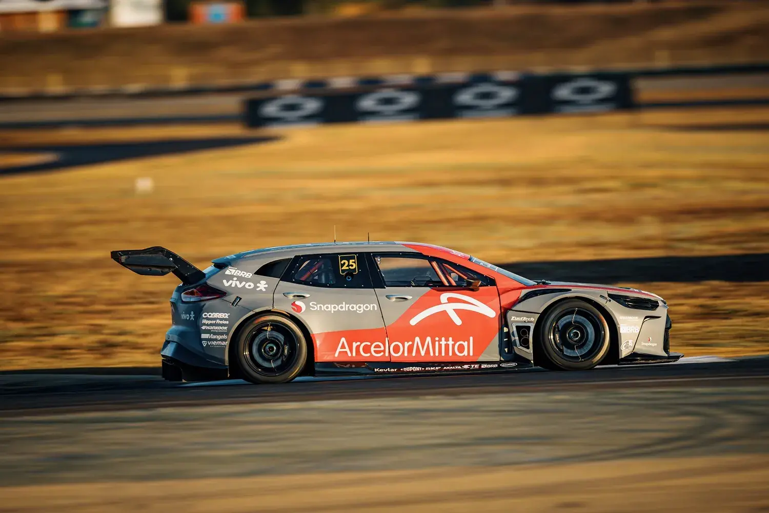 Chevrolet Tracker Stock Car 2025 10192