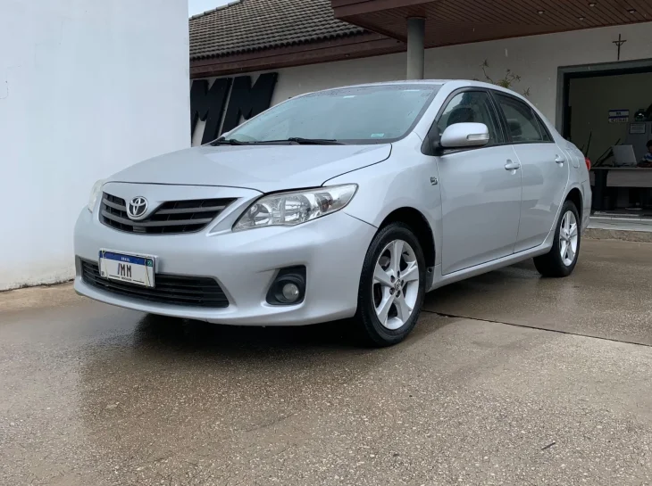 5 carros usados automáticos por menos de R$ 60 mil