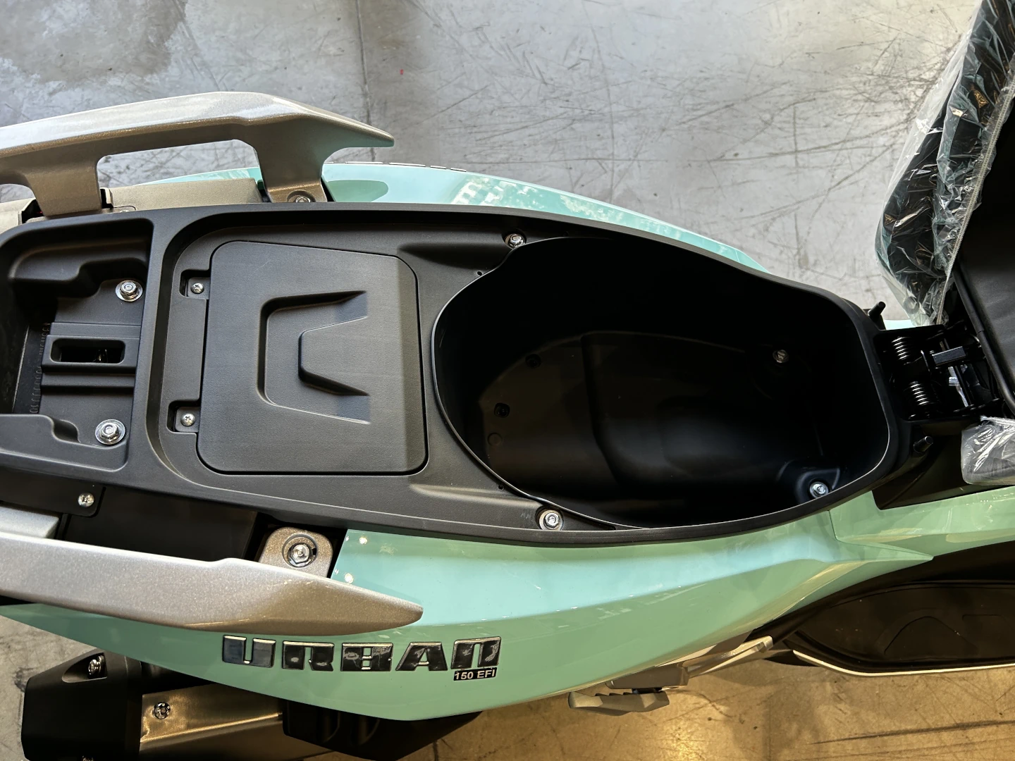 Sob Assento Urban 150