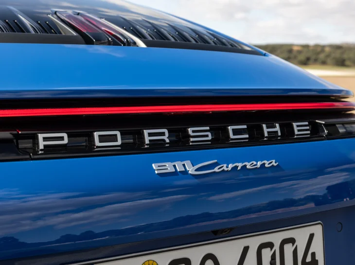 911 Carrera e Carrera T explicam o mito Porsche