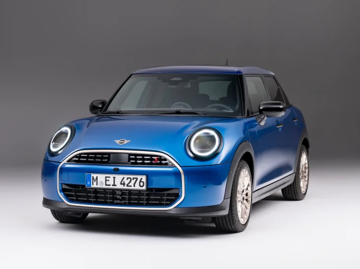 Mini Cooper é eleito carro do ano pelas mulheres