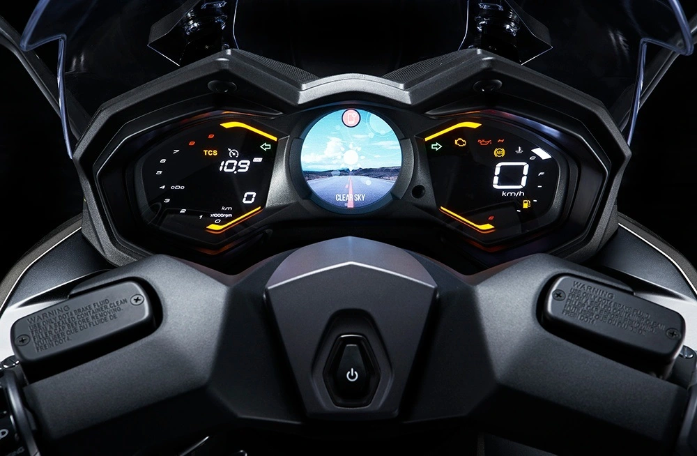 Kymco Ak 550 Premium (4)