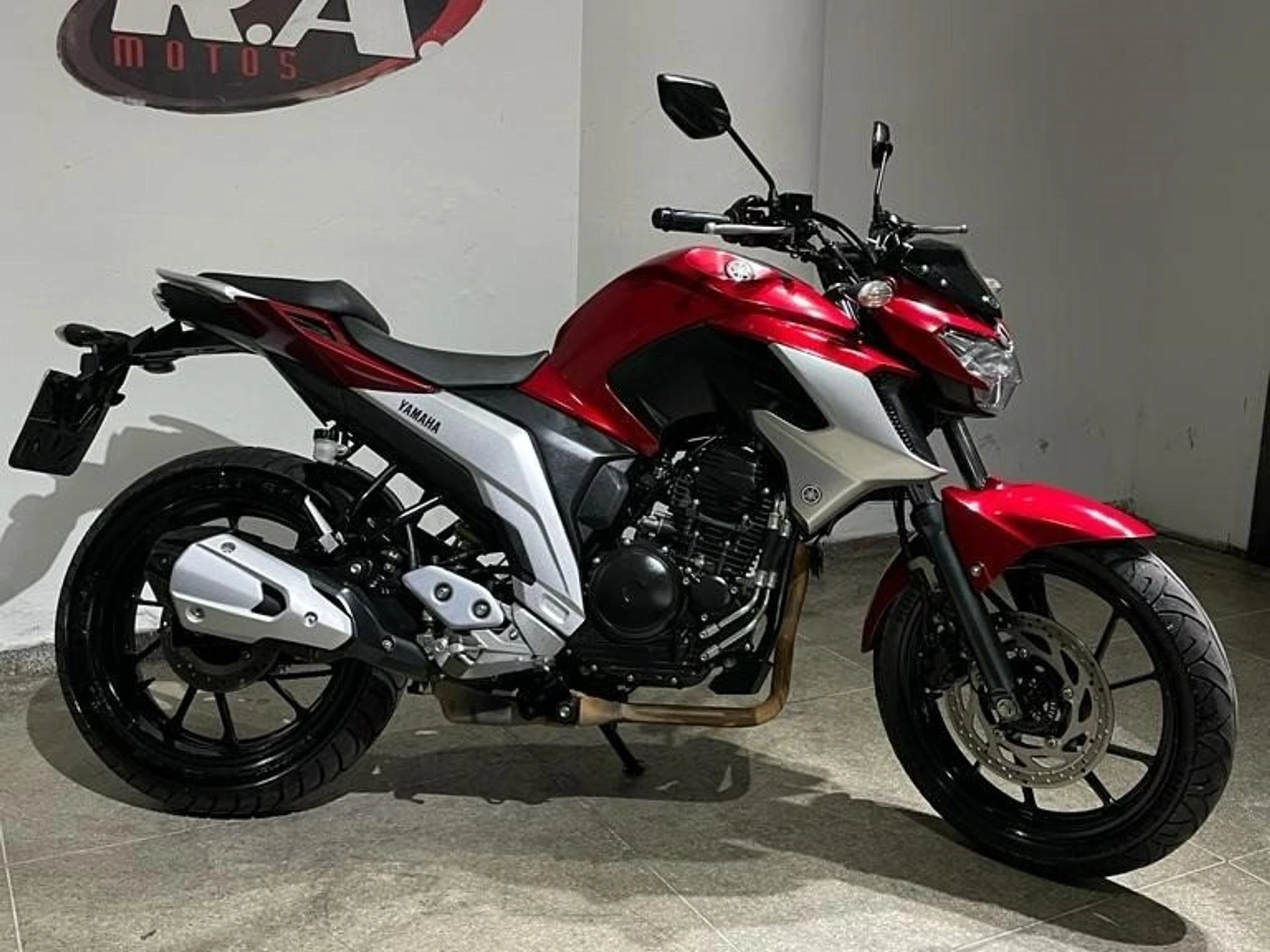 Yamaha Fazer Fz25 Anúncio