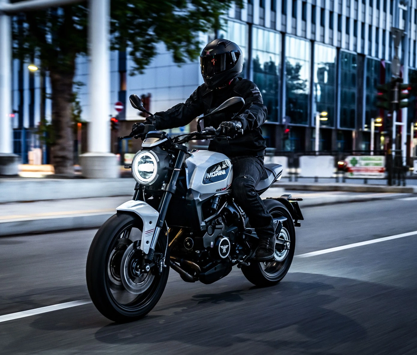 Moto Morini Seiemmezzo Naked