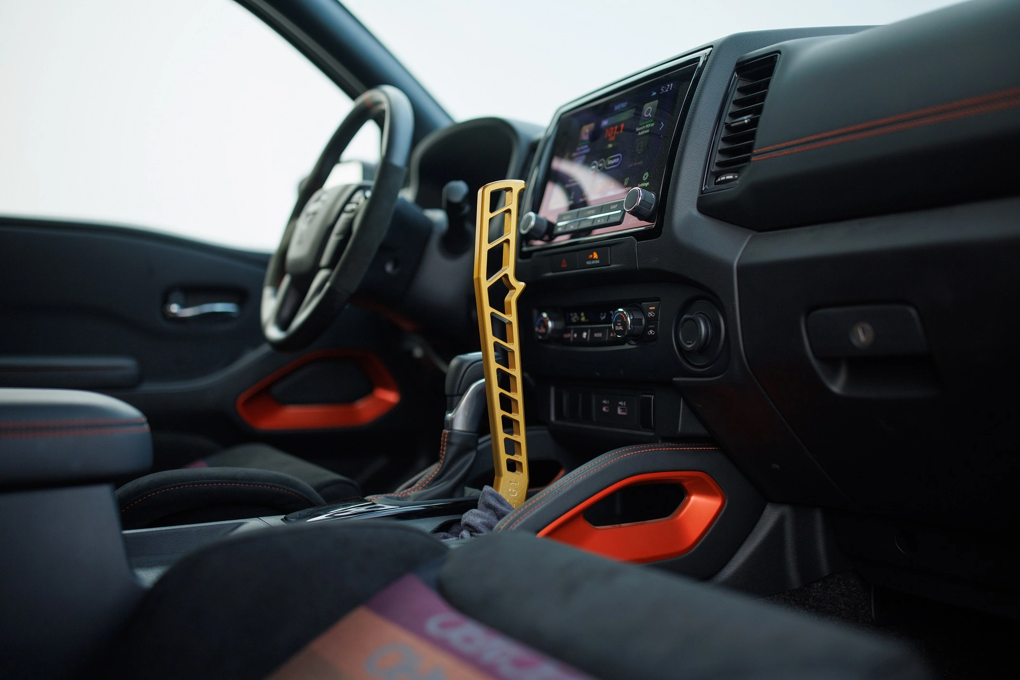 Nissan Frontier Tarmac (12)