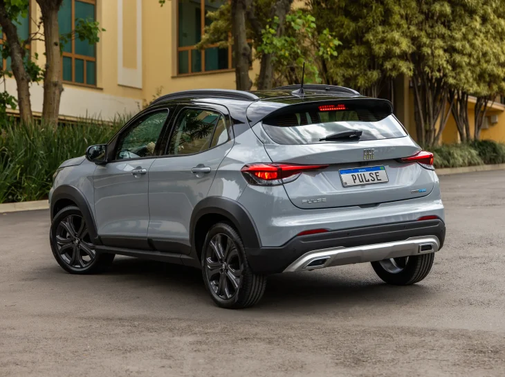 Fiat lança Fastback e Pulse híbridos