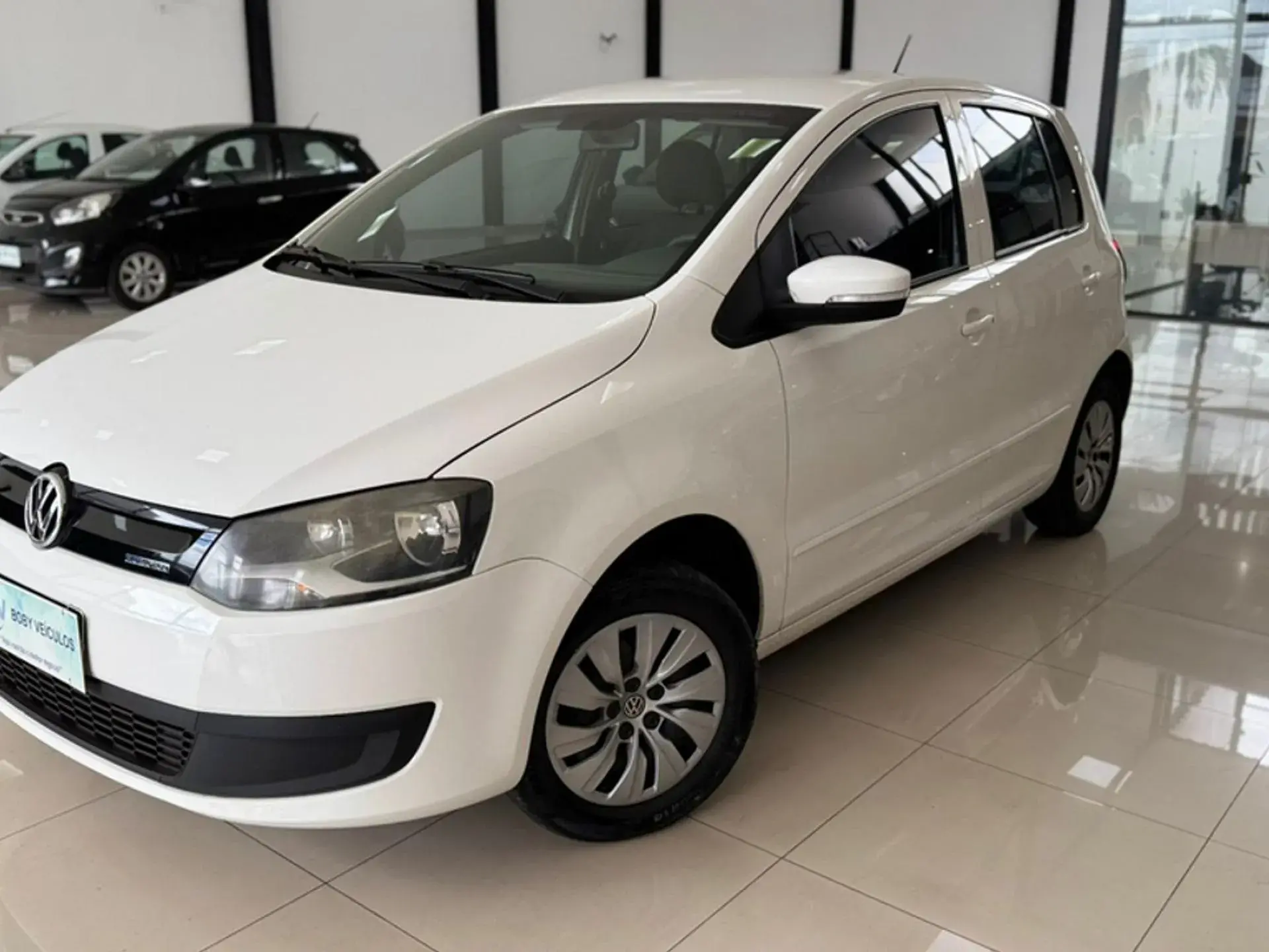 Volkswagen Fox 1.0 Mpi Bluemotion 12v Flex 4p Manual Wmimagem14574944669