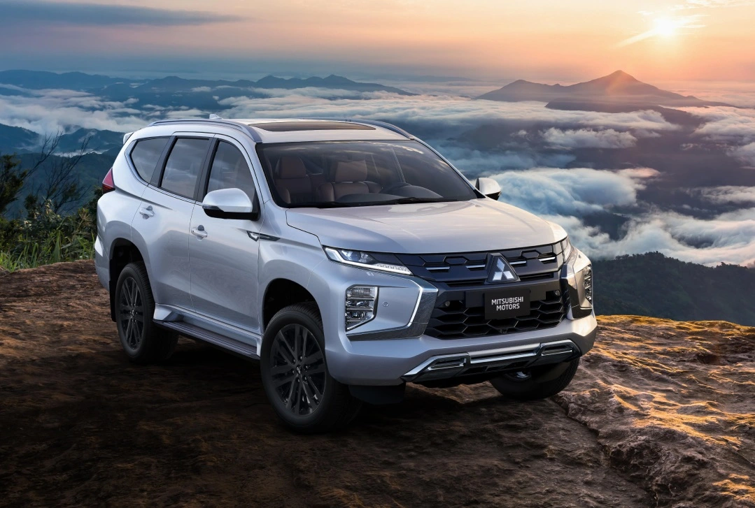 Mitsubishi Pajero Sport 0