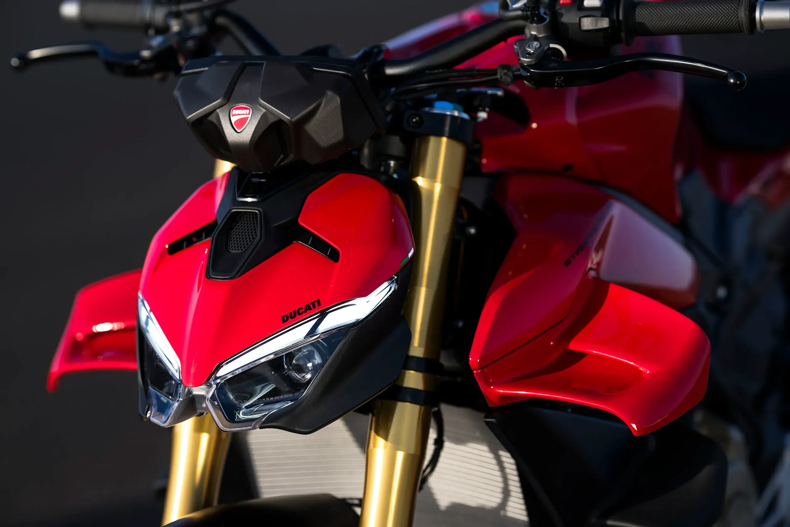 Ducati Streetfighter V4 S 2025 (5)