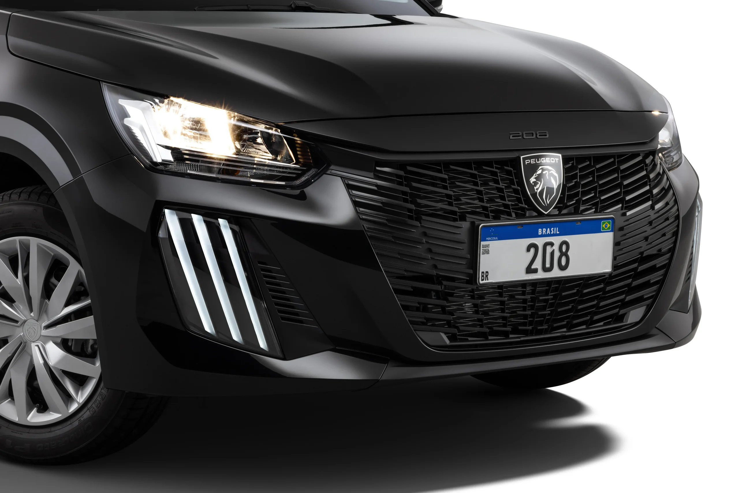 Peugeot 208 Active My25 005