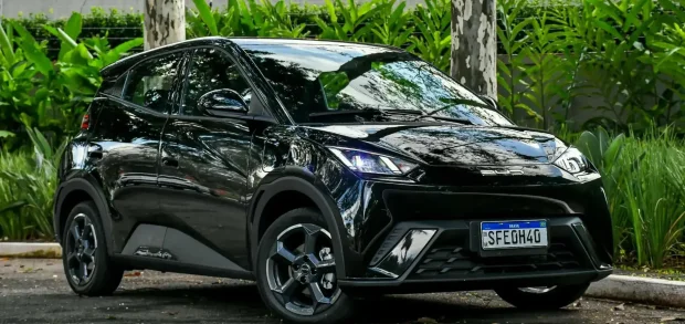 Carros elétricos usados por menos de R$ 100 mil: unidades do BYD Dolphin Mini já são encontradas na Webmotors