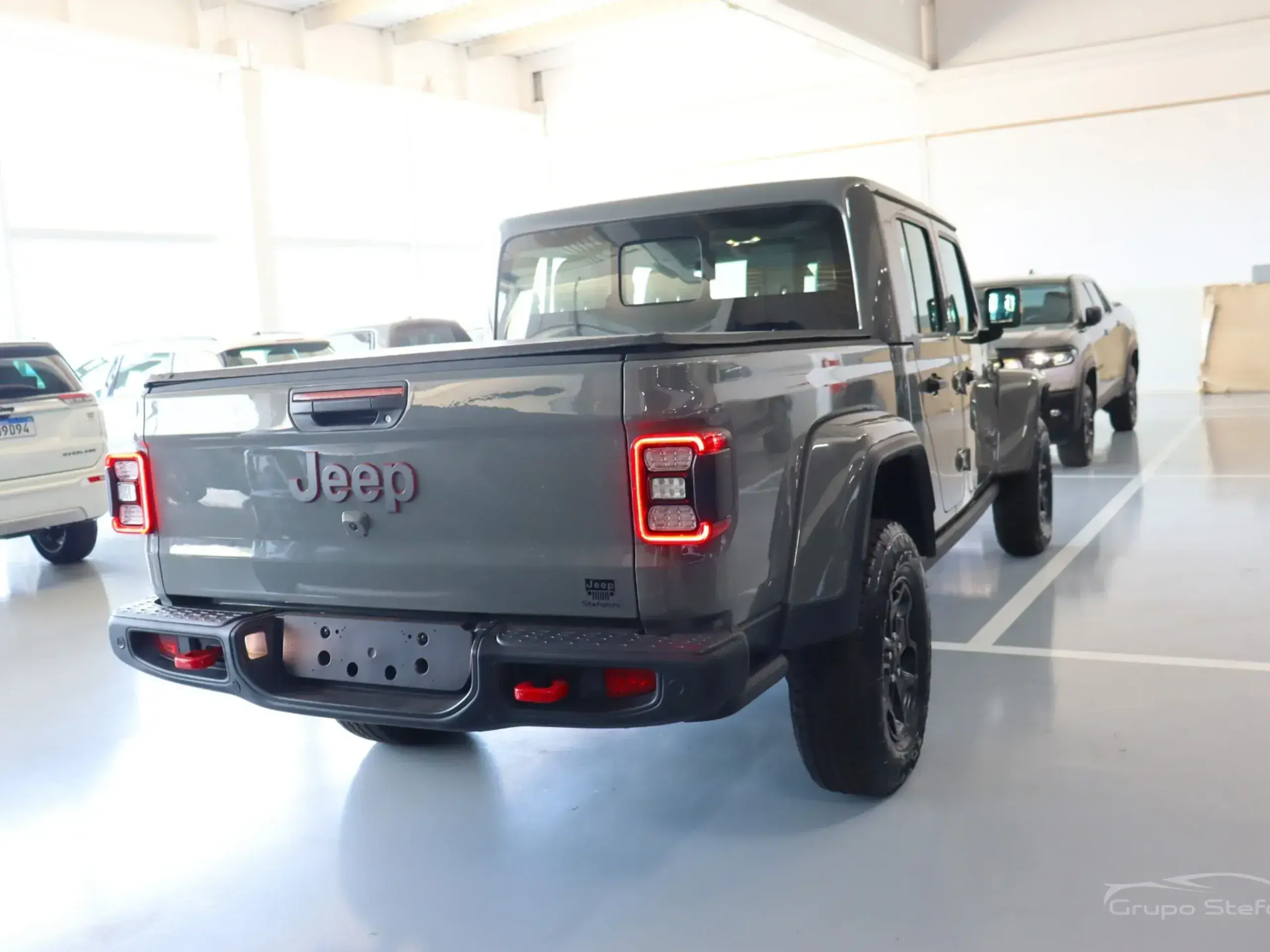 Jeep Gladiator 02 (1)