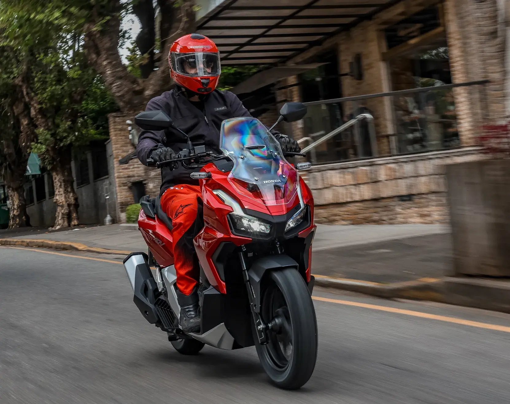 Honda Adv 160 2025 (4)