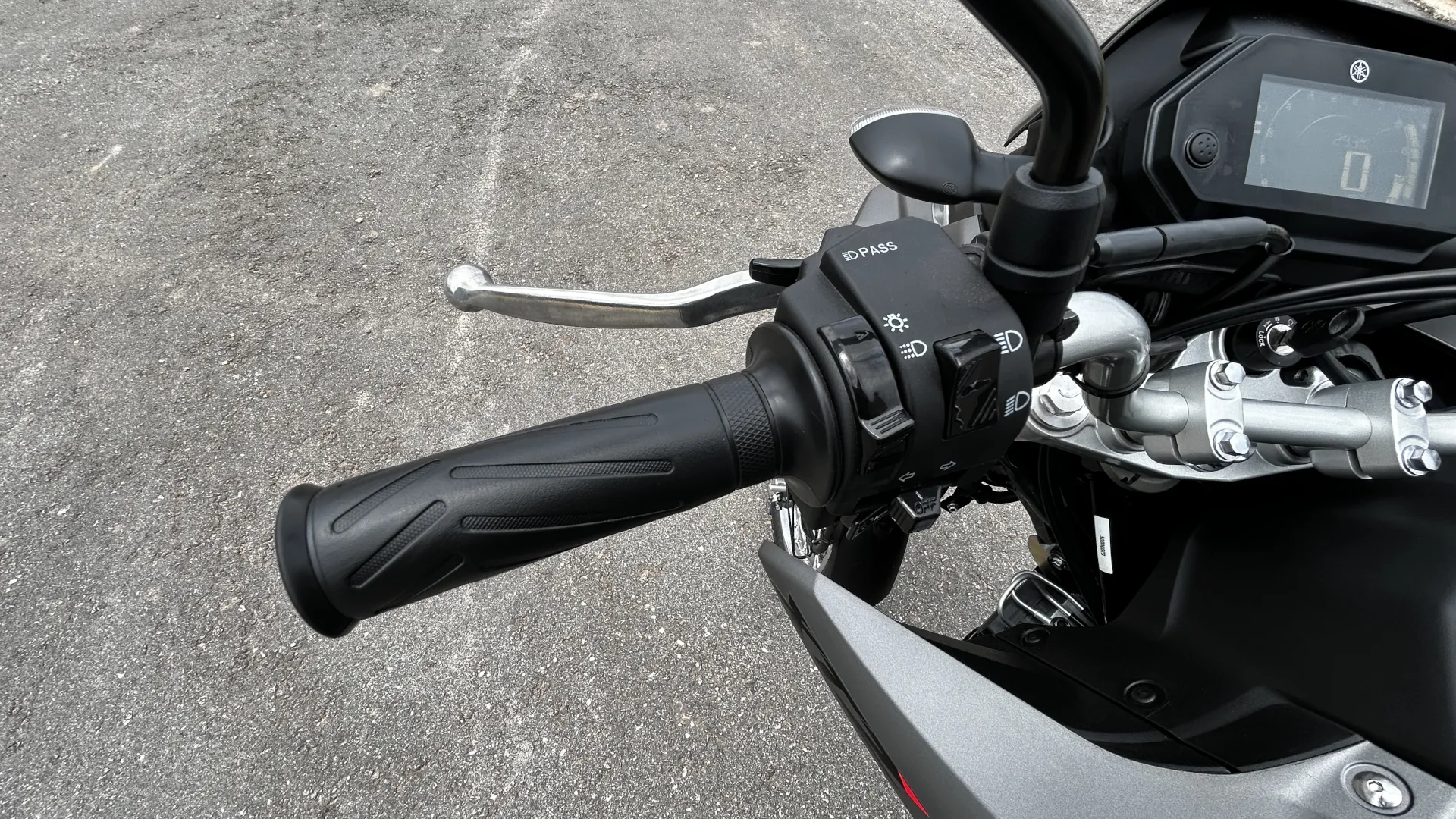 Yamaha Lander 2025 Punho Esquerdo Wm1