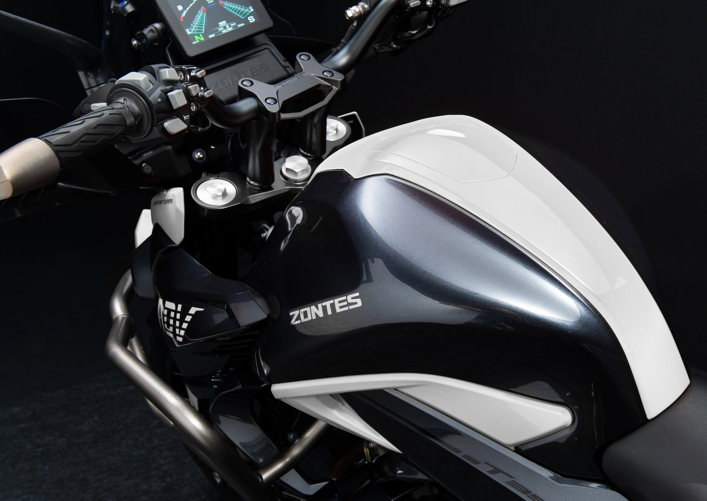 Zontes T350 Branca 4