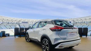Nissan Kicks Play 02
