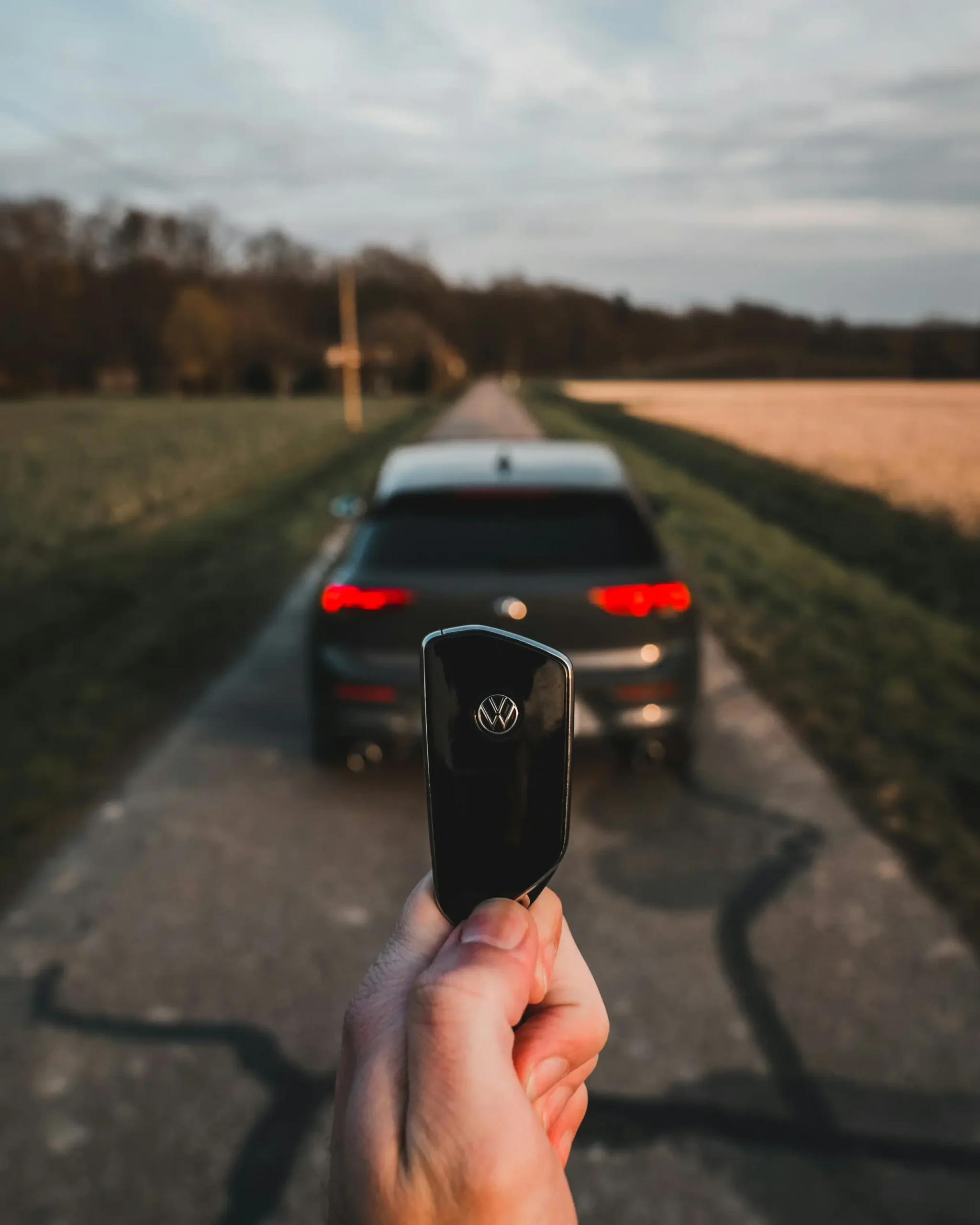 Como evitar golpes ao vender um carro ou moto online?