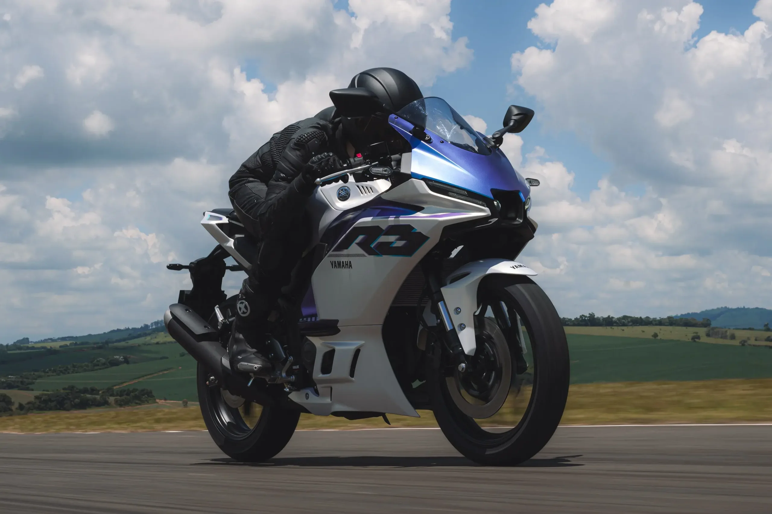 Yamaha Yzf R3 2025 (9)