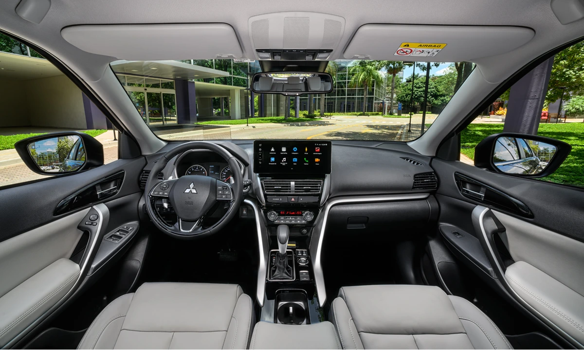 SUV Mitsubishi Eclipse Cross