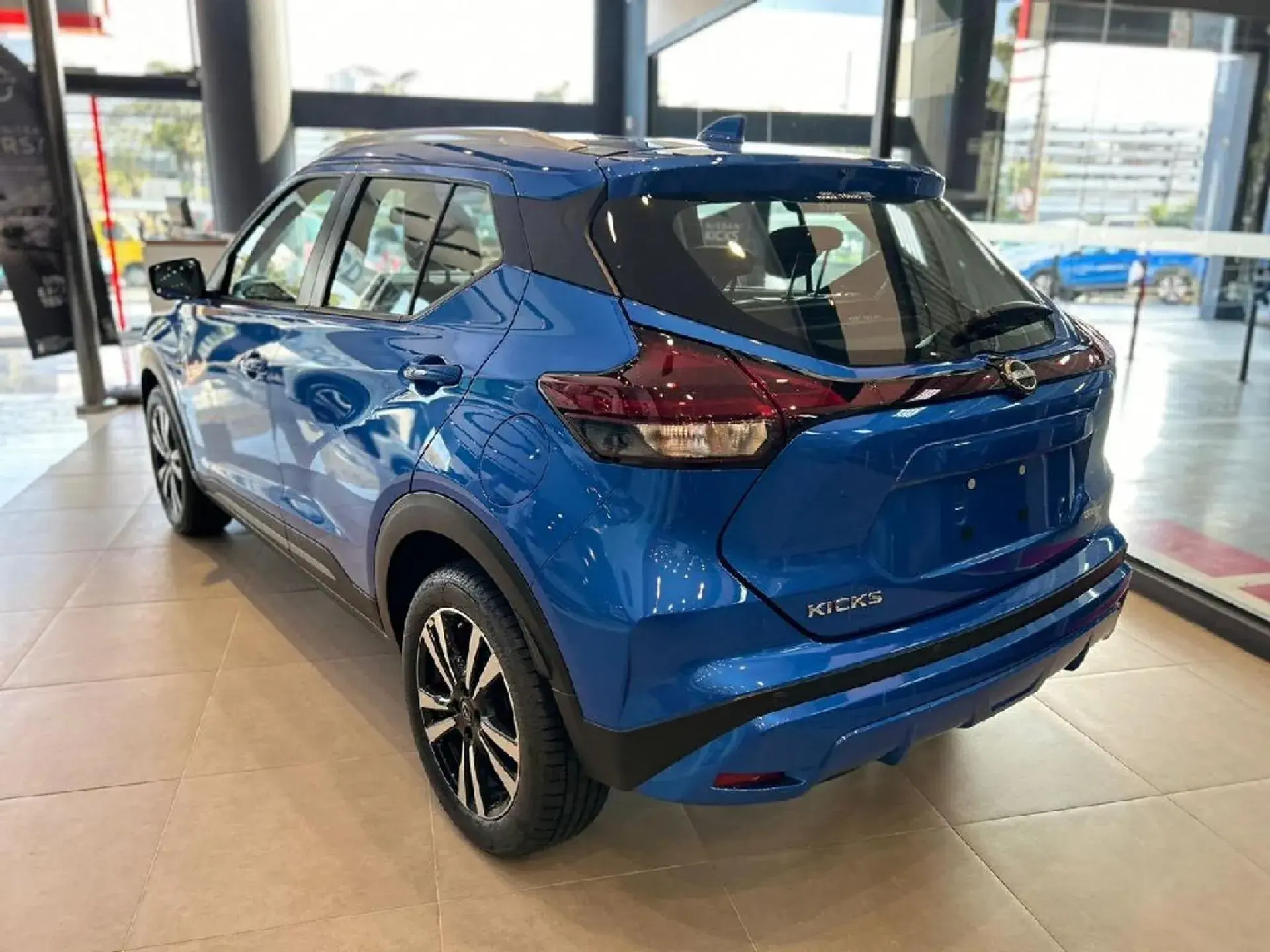 Nissan Kicks Exclusive 02