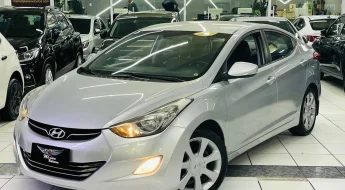 Hyundai Elantra (3)