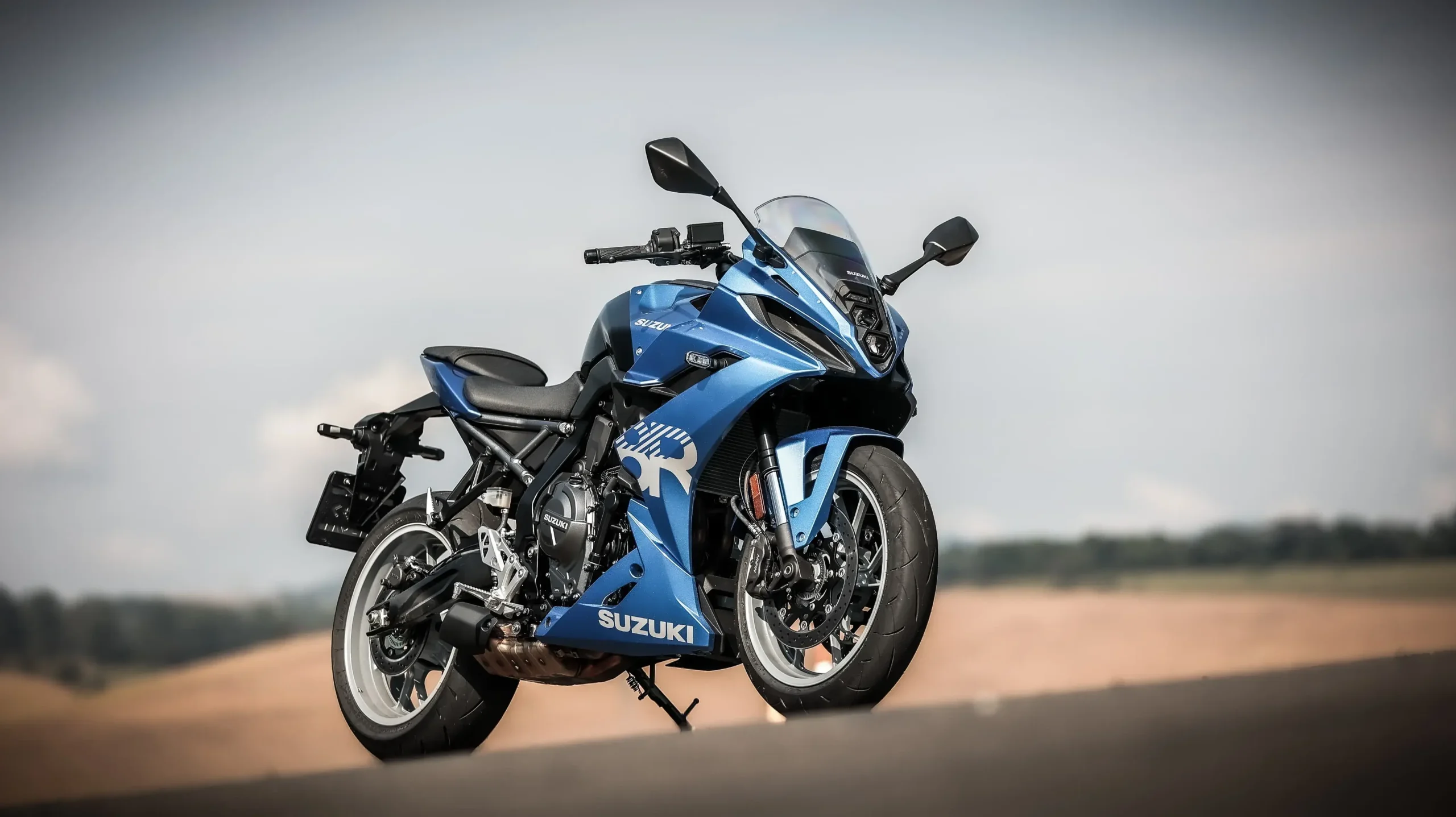 Suzuki Gsx 8r Divulgação (9)