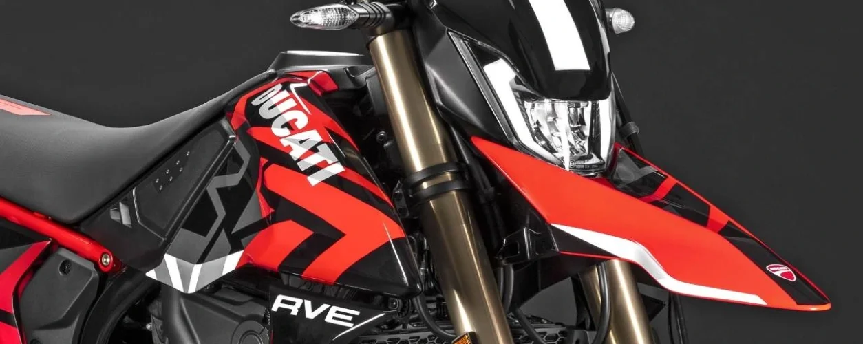 Ducati Hypermotard 698 5