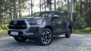 Toyota Hilux SRX