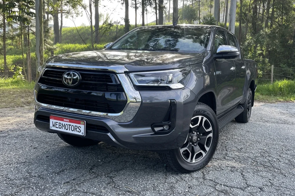 Toyota Hilux SRX