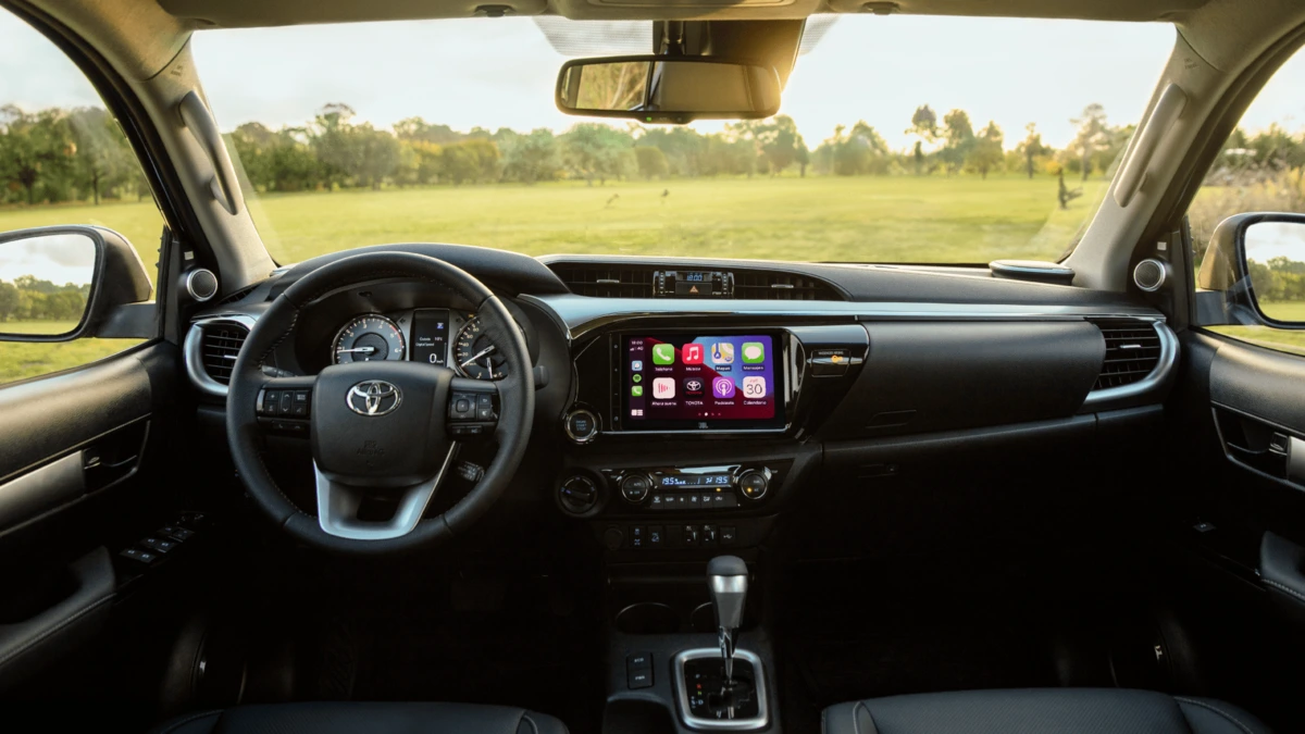 Toyota Hilux SRX