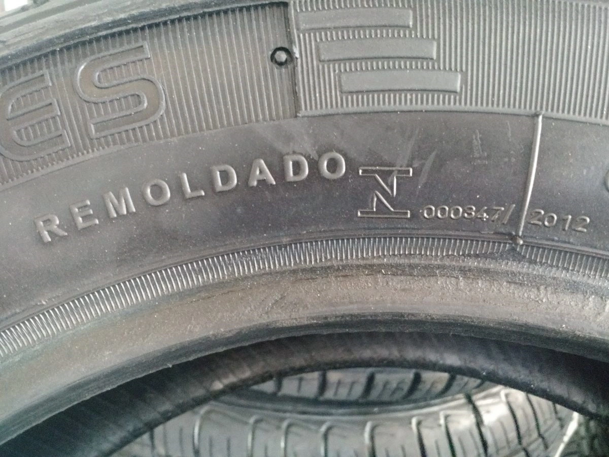 Pneu Remoldado De Carro