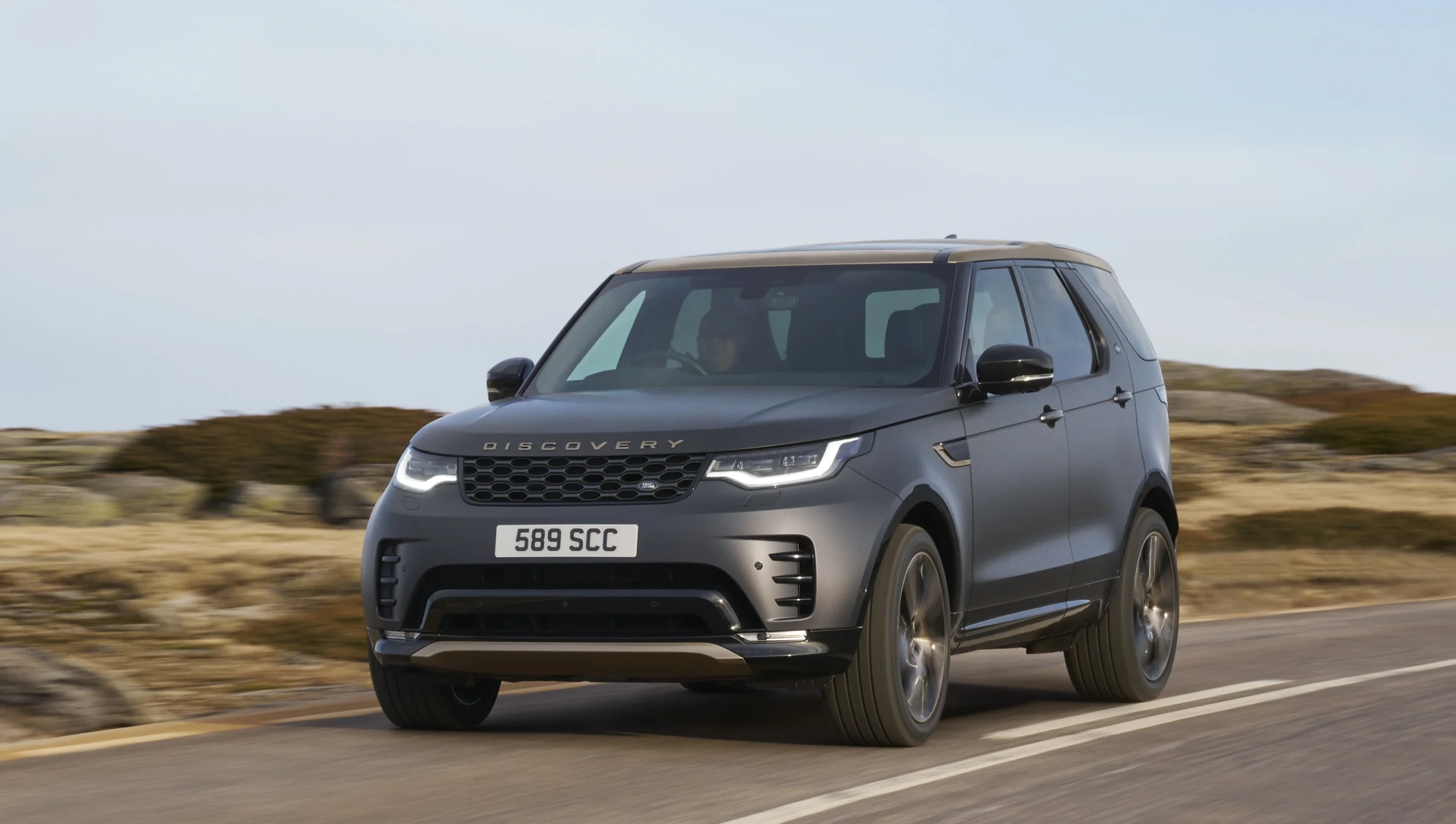 Land Rover Discovery Tempest 1