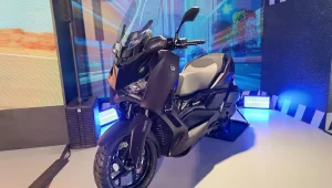 Yamaha Xmax 300 Connected