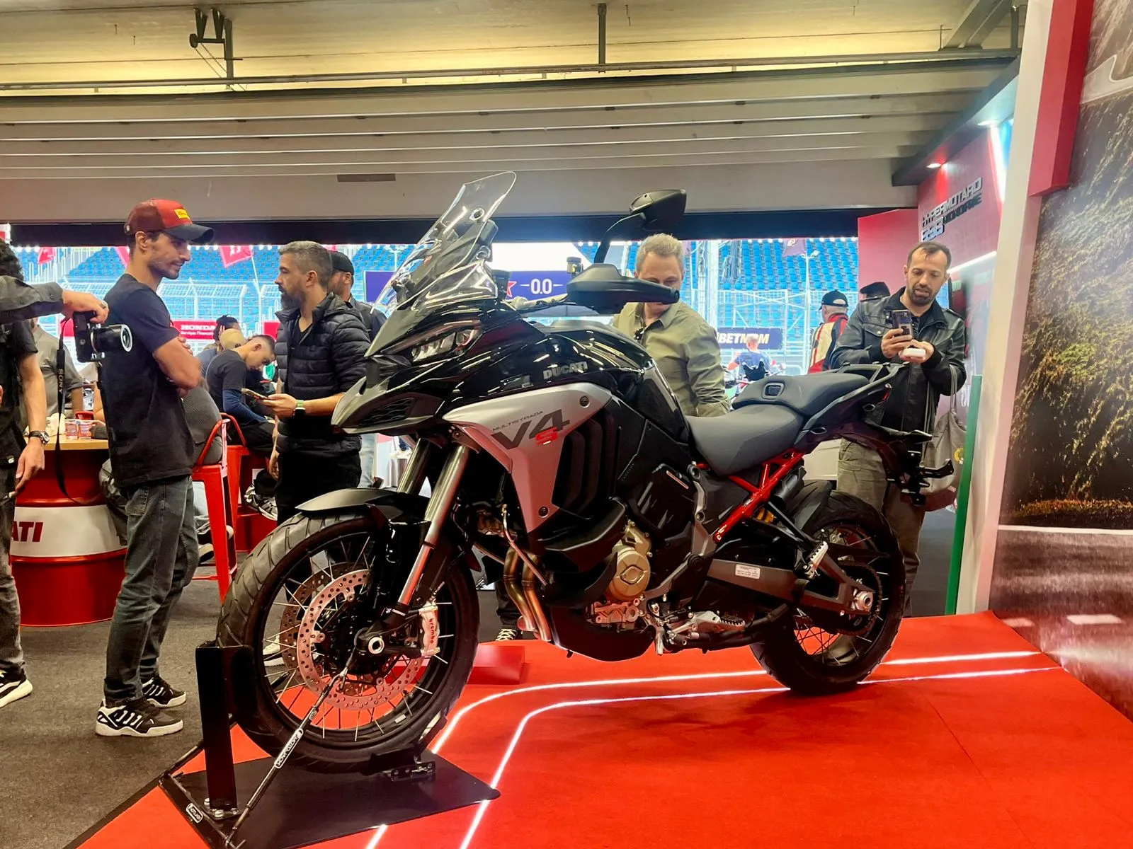 Ducati Multistrada V4S