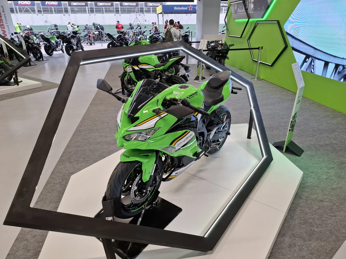 Kawasaki Ninja ZX 4RR