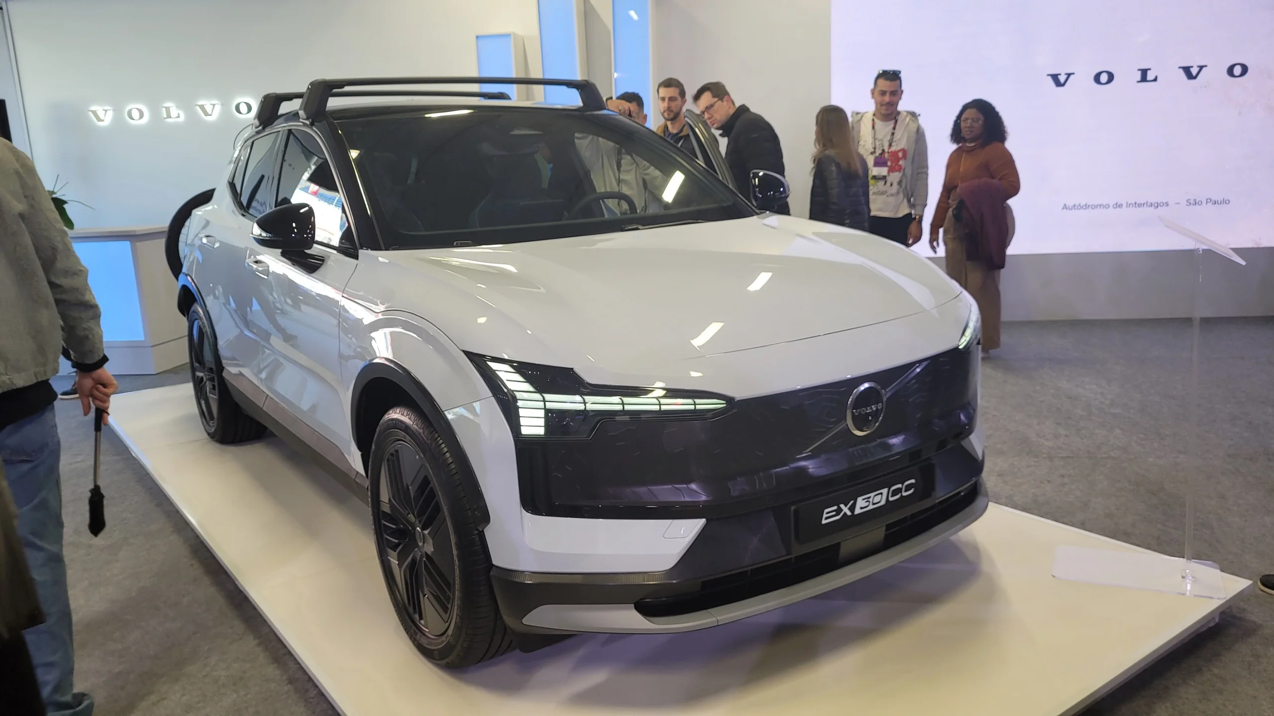 Volvo Ex 30 Cross Country 1