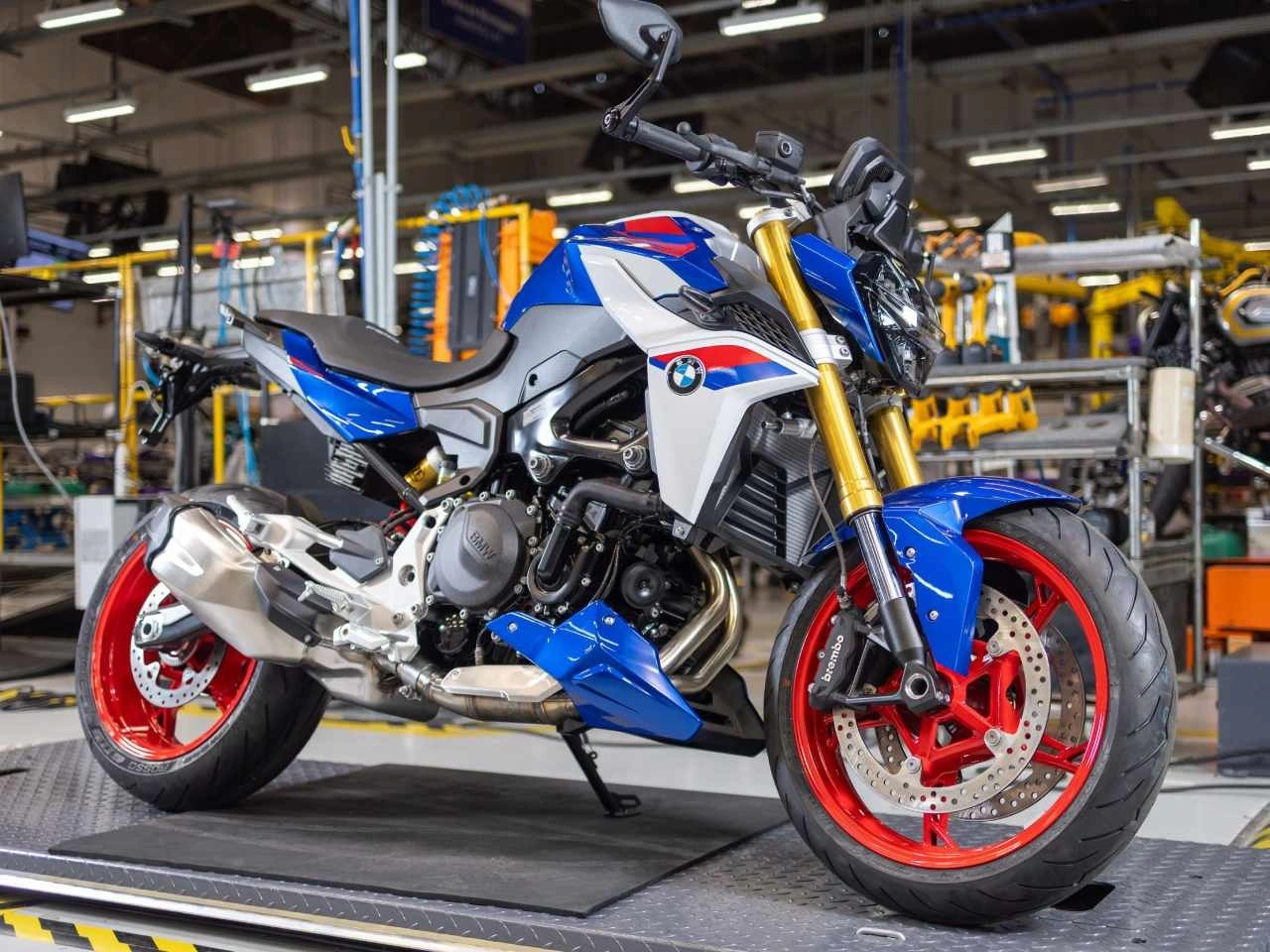Bmw F 900r 1