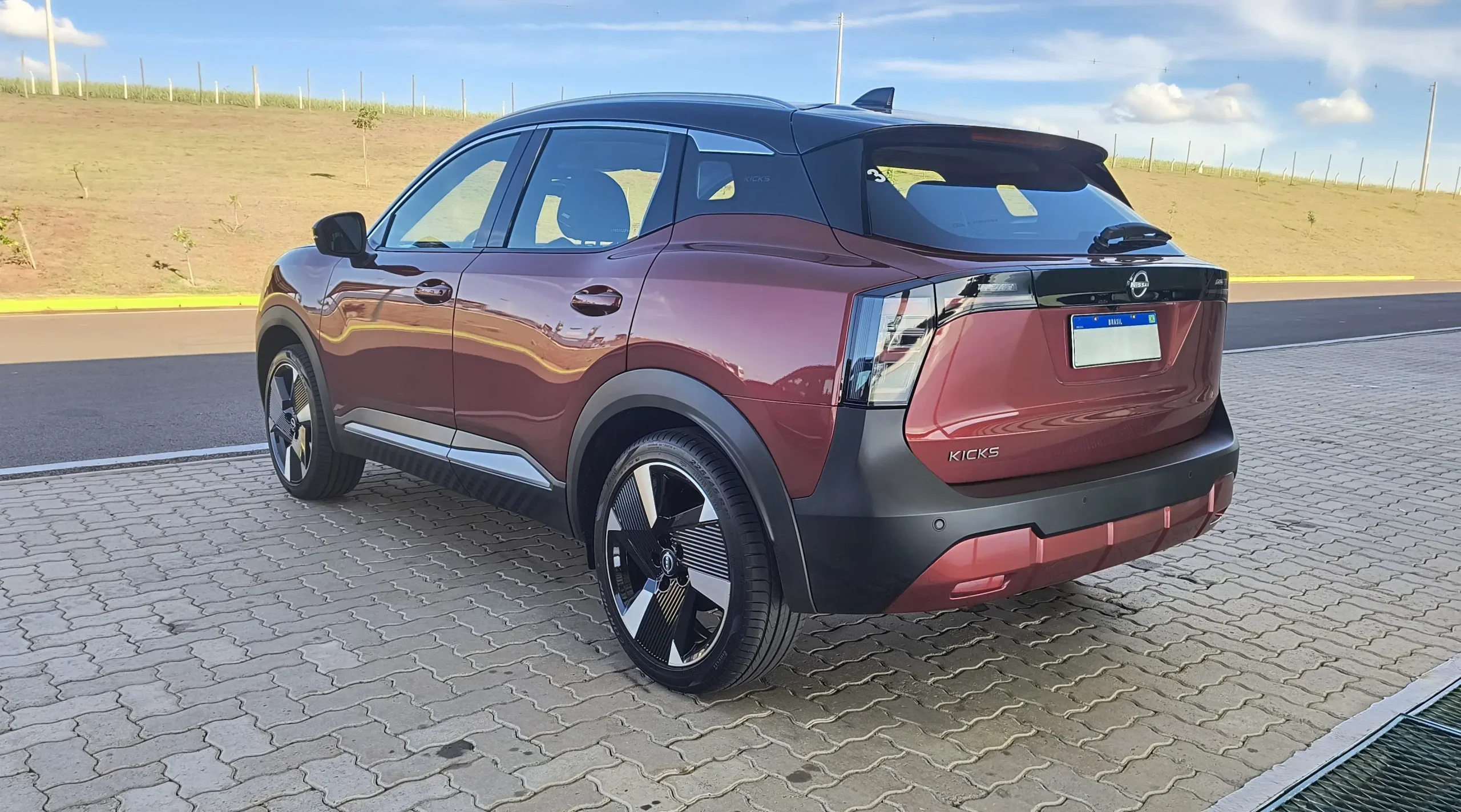 Novo Nissan Kicks Ee