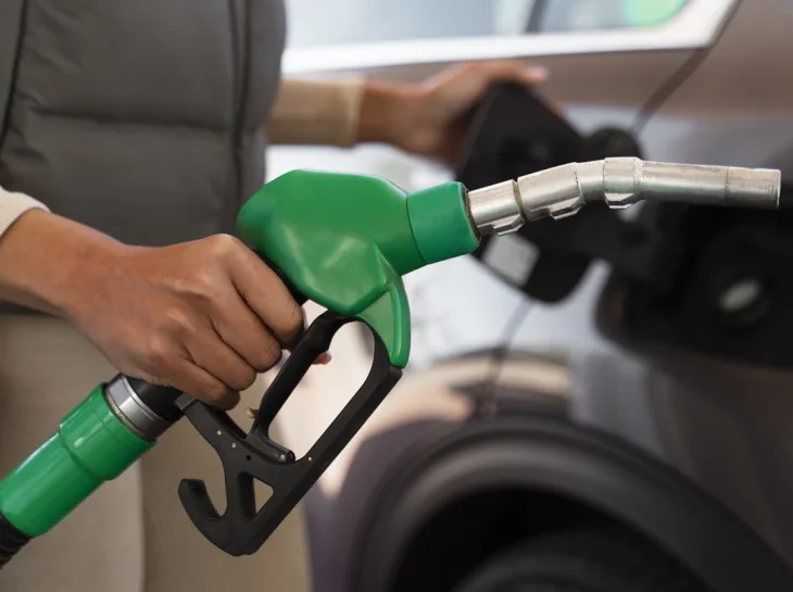 Gasolina terá 30% de etanol: prós e contras