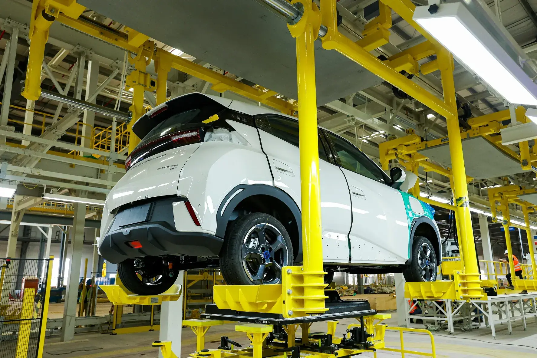 Fábrica Da Byd Em Camaçari (9)