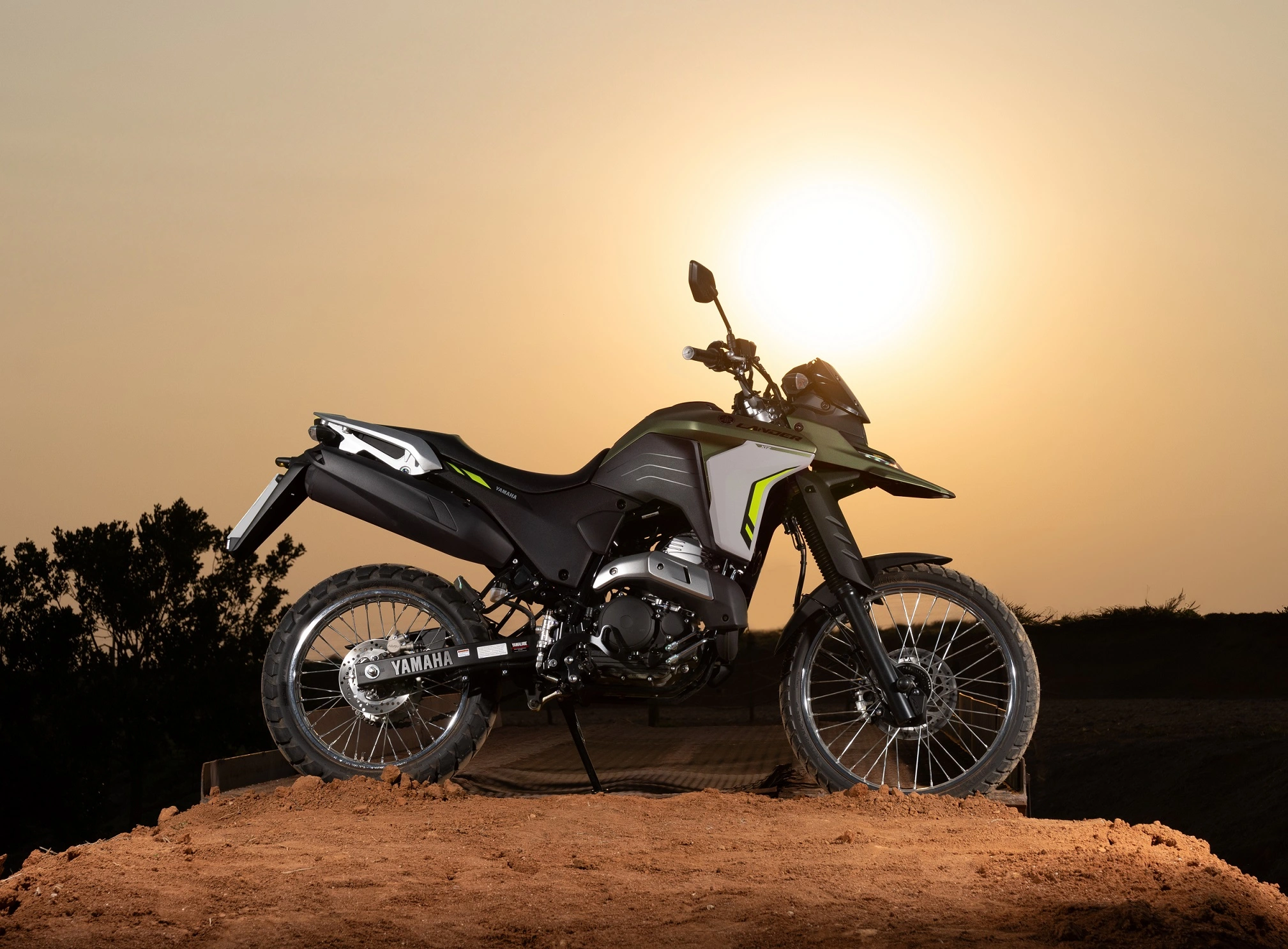 Yamaha Lander Connected 1