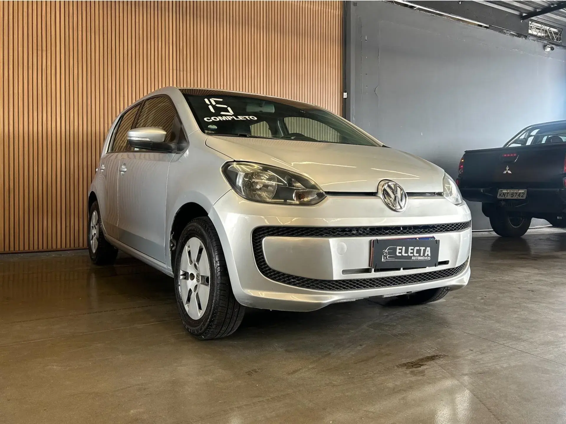 Volkswagen Up 1.0 Mpi High Up 12v Flex 4p Manual Wmimagem01243149055