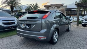 Carros usados que ainda valem cada centavo