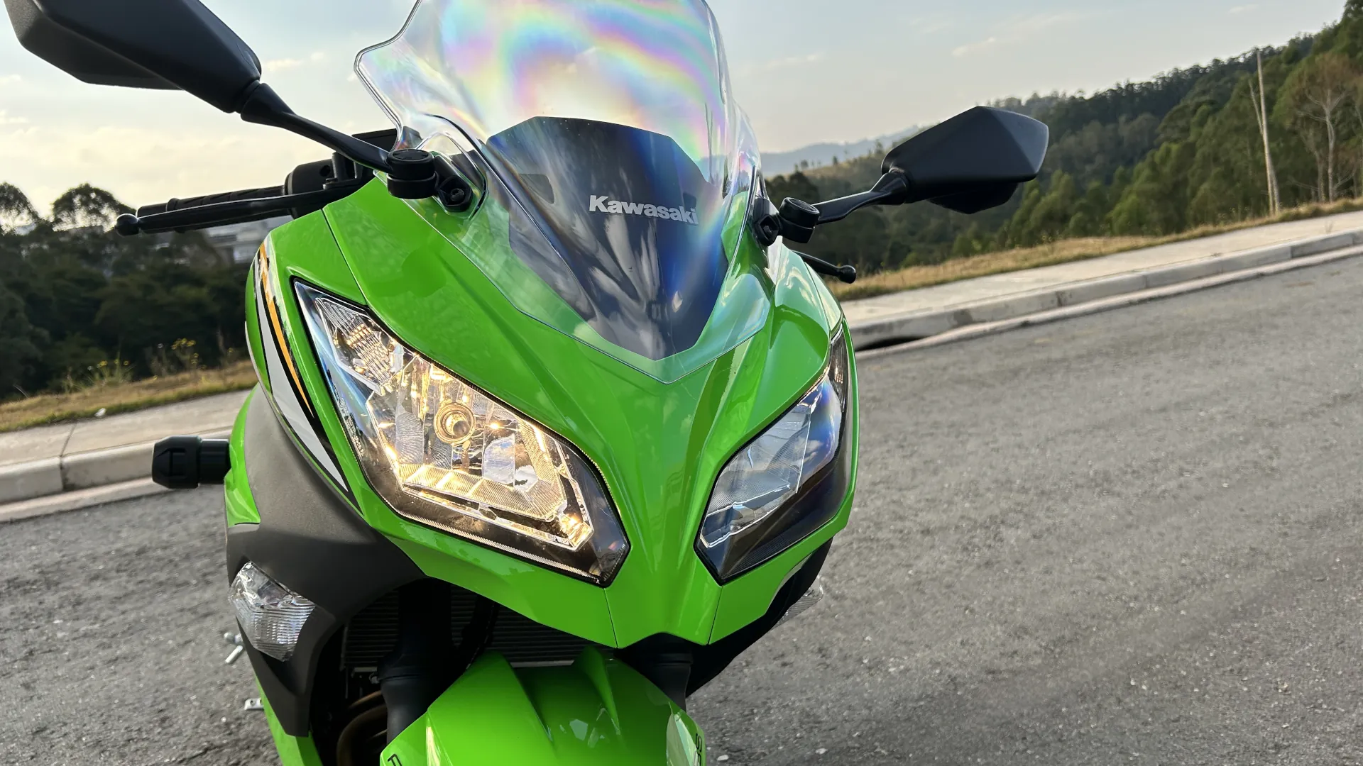 Kawasaki Ninja 300 Farol Wm1