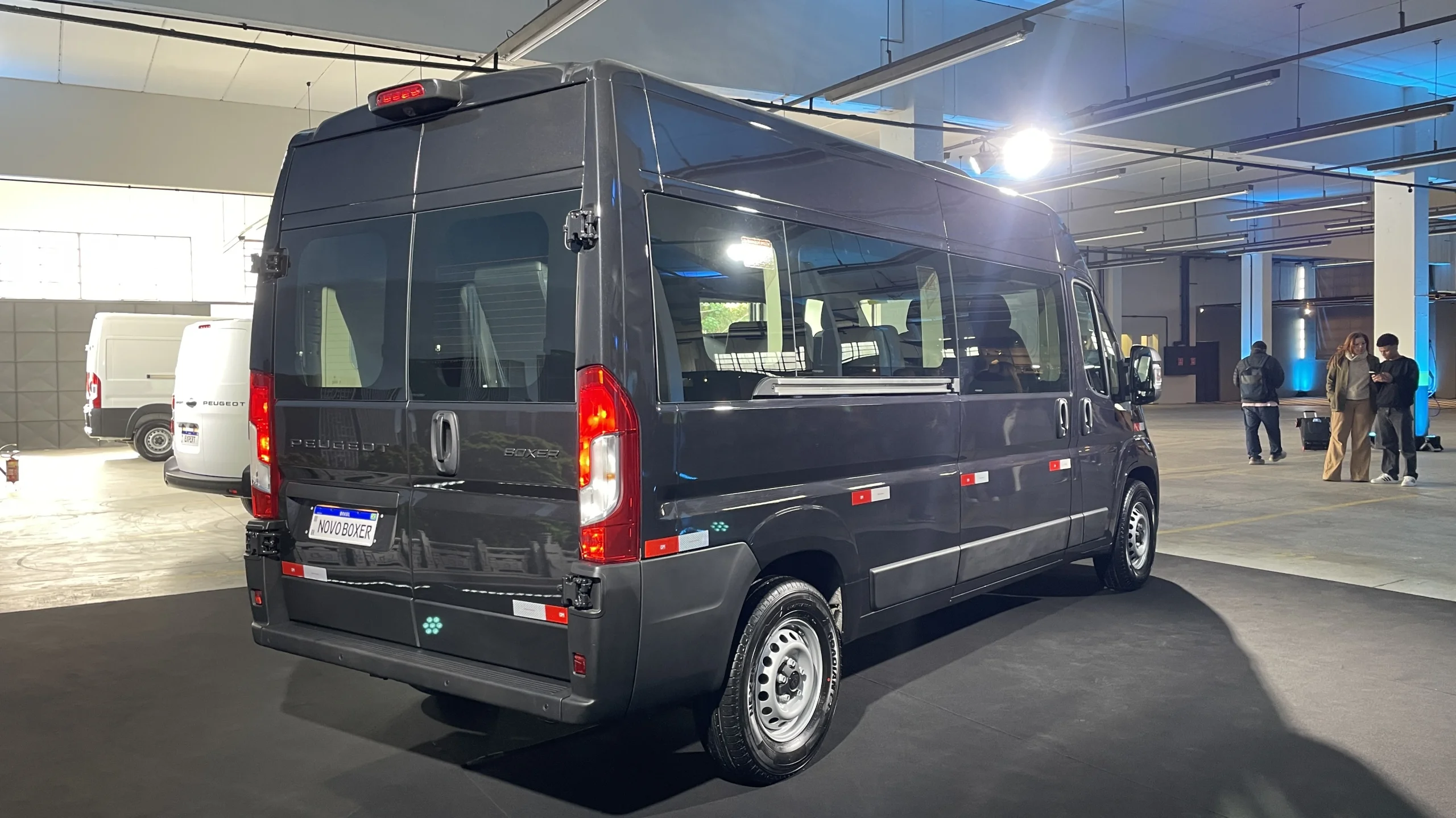Peugeot Boxer 2026 estreia no Brasil