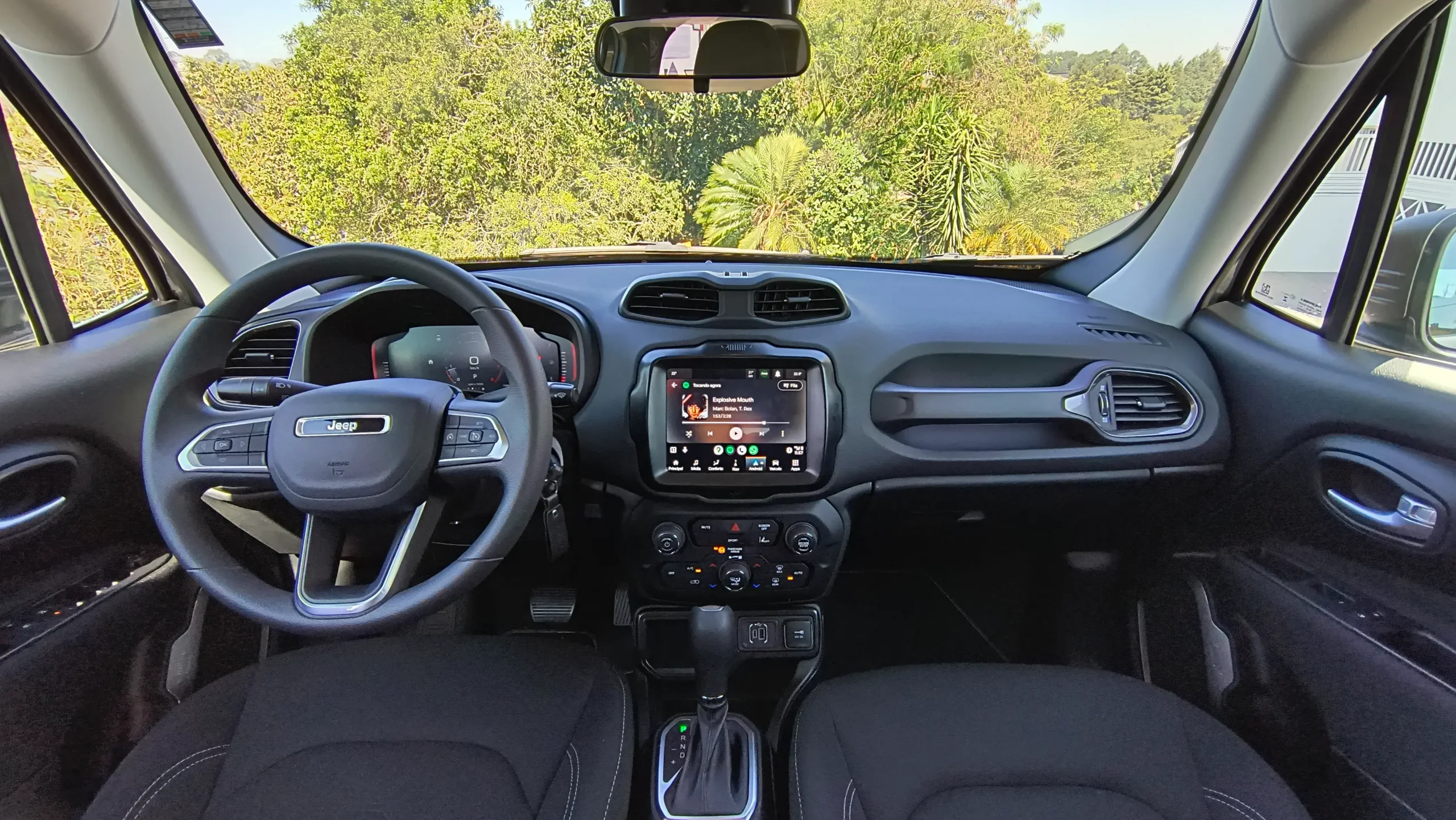 Jeep Renegade Sport Altitude 2025 (7)